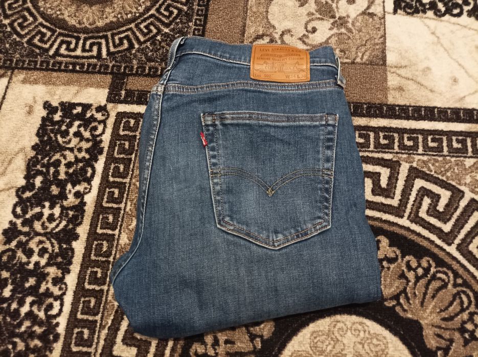 Джинсы Levi's 502