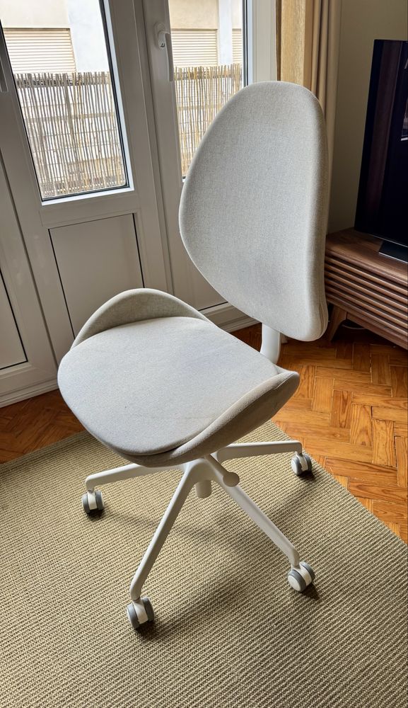 Cadeira giratória IKEA