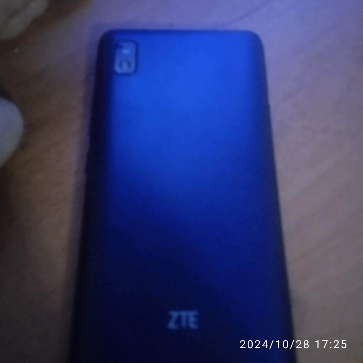 ZTE Blade L210Телефон