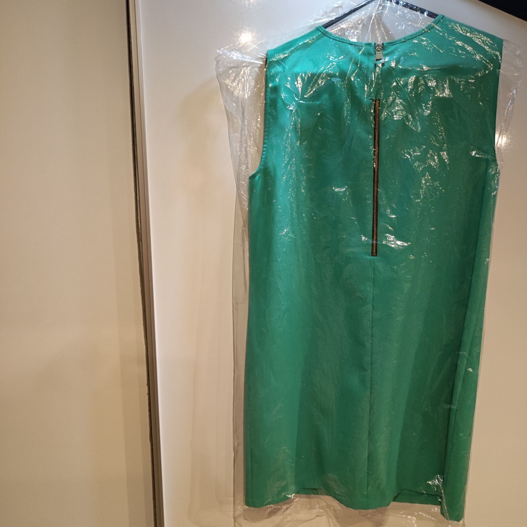 Sukienka Lola fashion 42