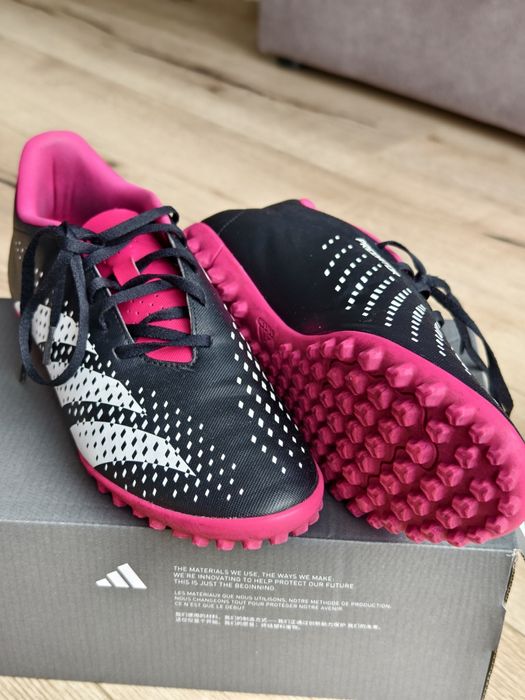 Buty Turfy Piłkarskie Adidas PREDATOR ACCURACY.4 TF (GW4645)