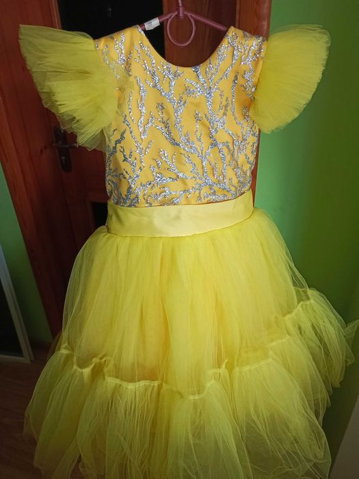 Оренда прокат сукні