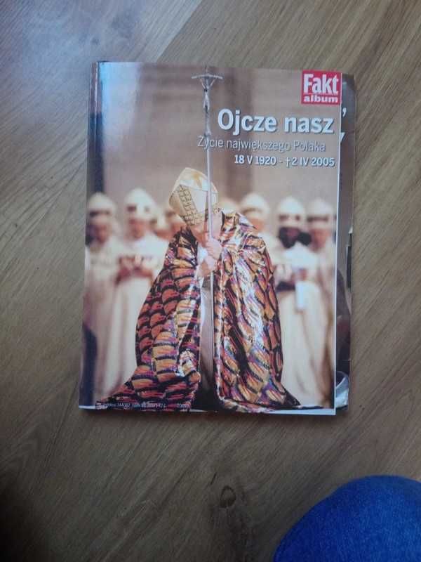 Album Jan Paweł II wydanie Fakt