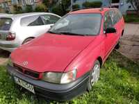 TOYOTA Carina E Combi