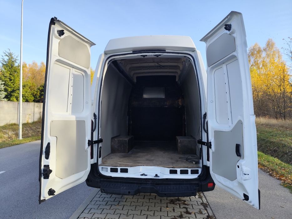 Renault Master 2.3 145KM L4H3**Brygadówka 7-osób**Klima**Zadbany**