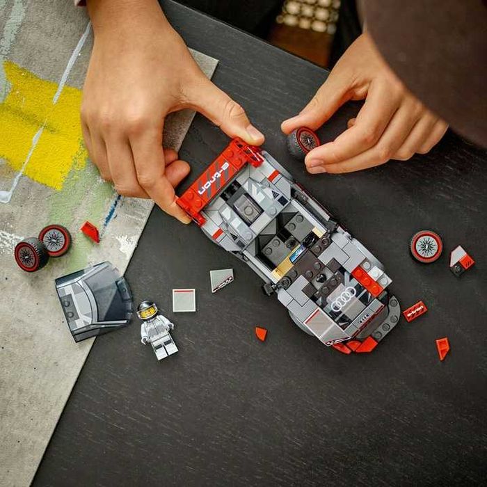 LEGO Speed Champions Wyścigowe Audi S1 E-tron Quattro 76921
