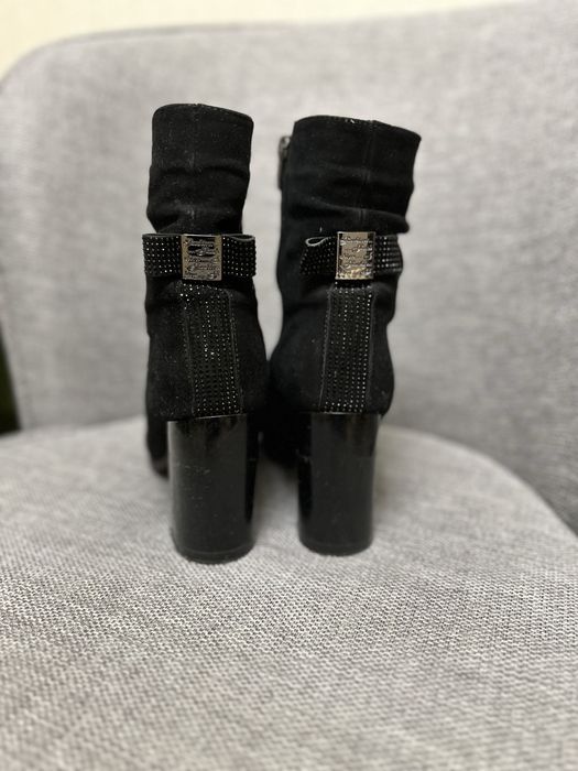 Жіноче зимове взуття