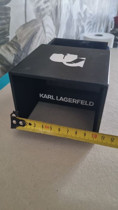 Pudełko po zegarku Carl Lagerfeld