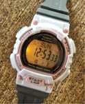 Oryginalny elektroniczny zegarek CASIO STL-S300H różowy biały 10 bar