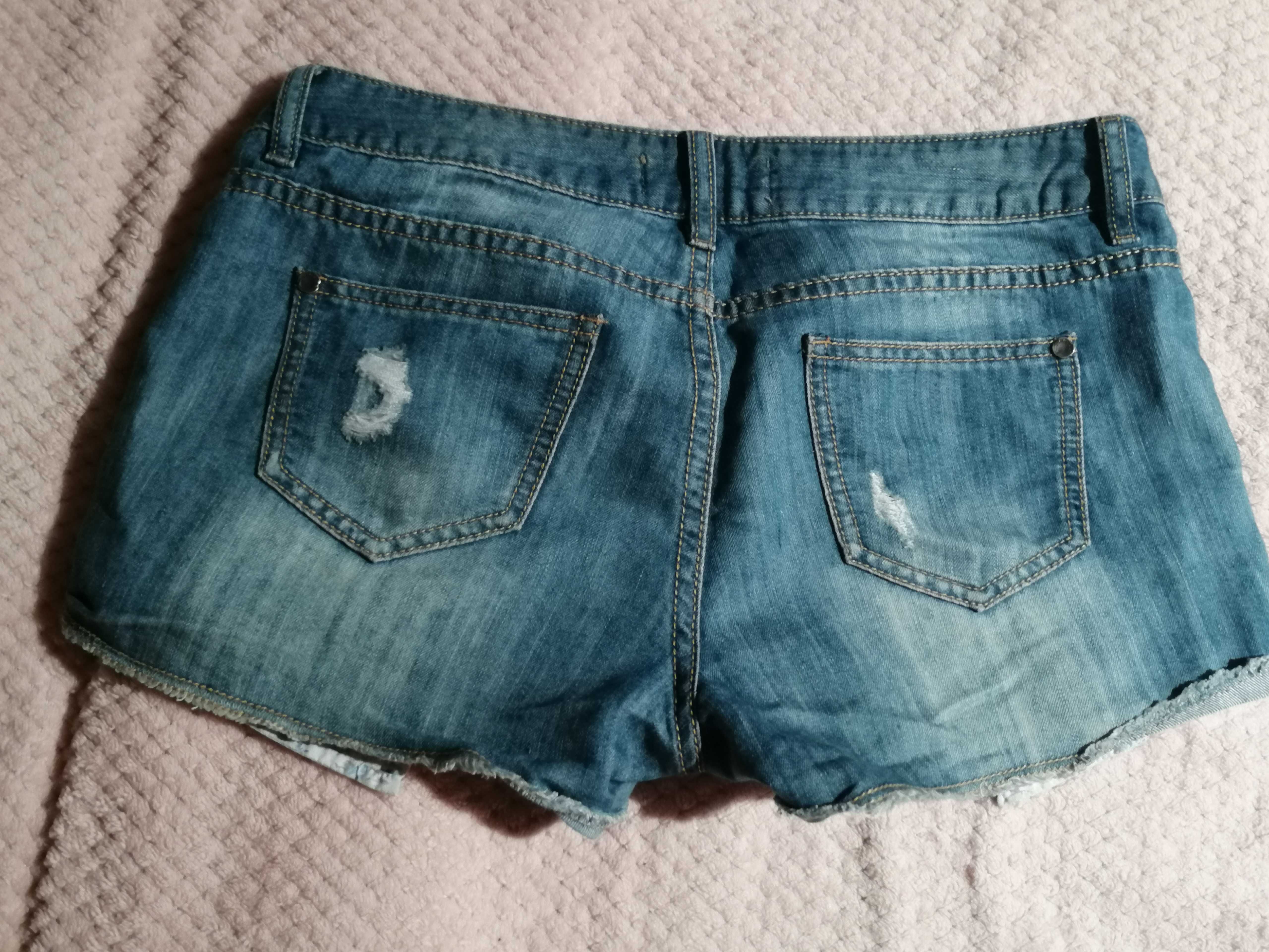 Szorty/ krótkie spodenki jeansowe