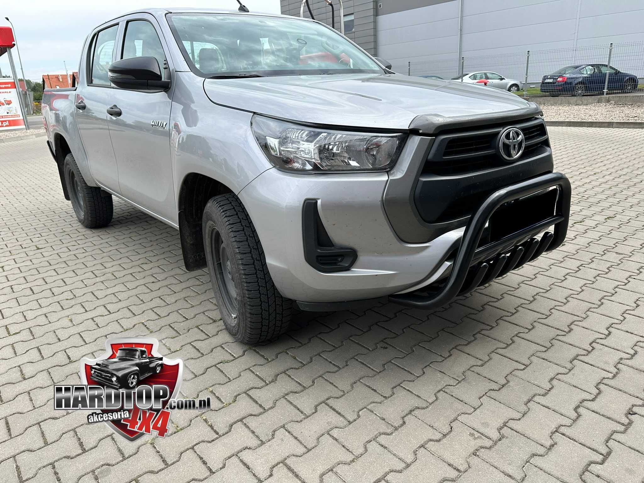 Orurowanie Toyota HILUX Kły Baranek Niskie Grill Czarne