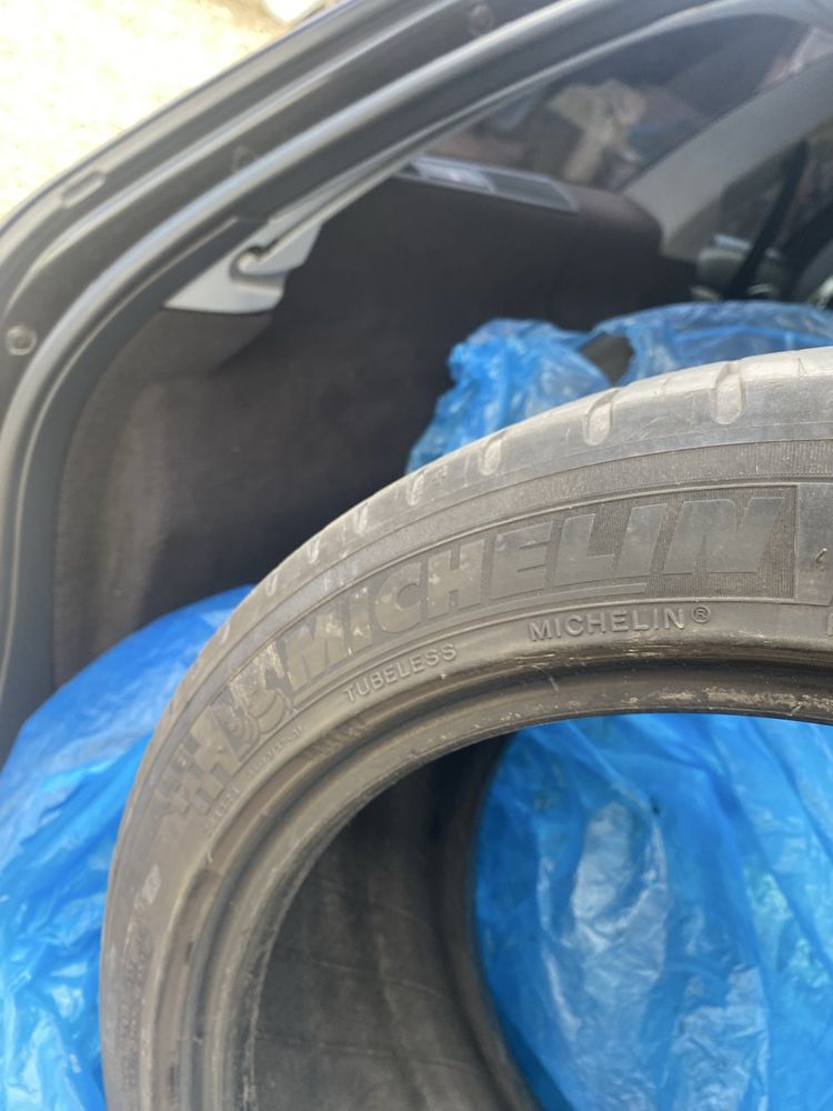 Продам шини michelin