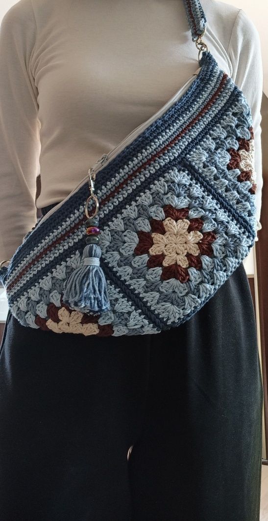 Torebka cross body