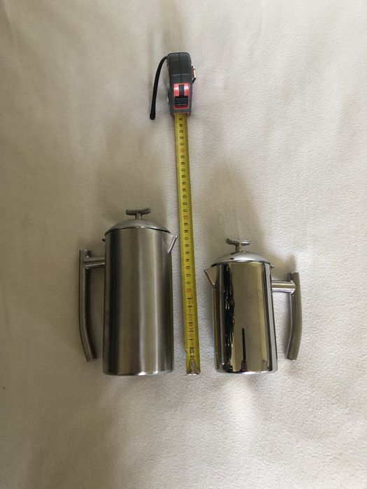 Jarra de café   e chaleira  em aço inox antiguidade