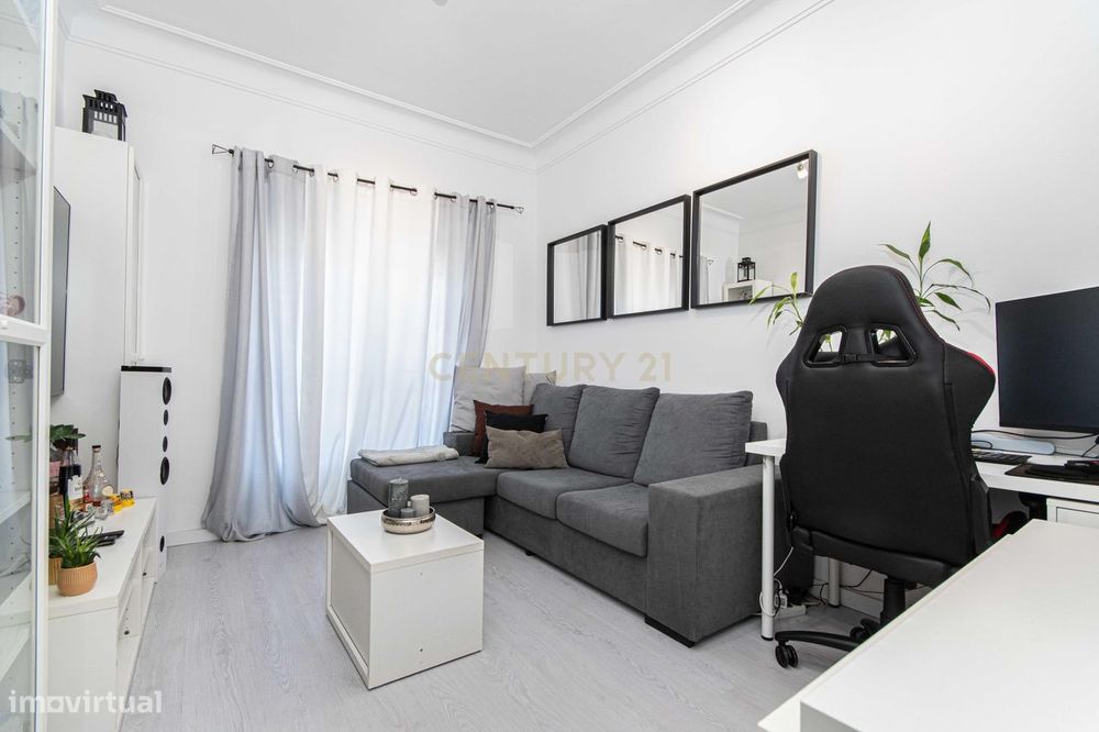 Apartamento T2 em São Domingos de Benfica