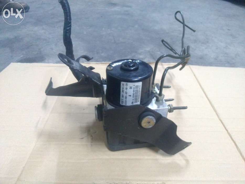Modulo Abs ford fiesta 02 a05