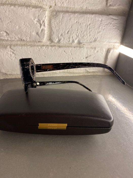 Pięknie zdobione okulary Gianfranco FERRÈ