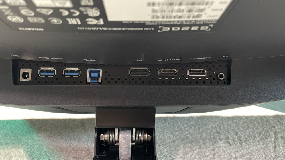 Monitor Gaming Curvo 31,5” Gigabyte G33QC
