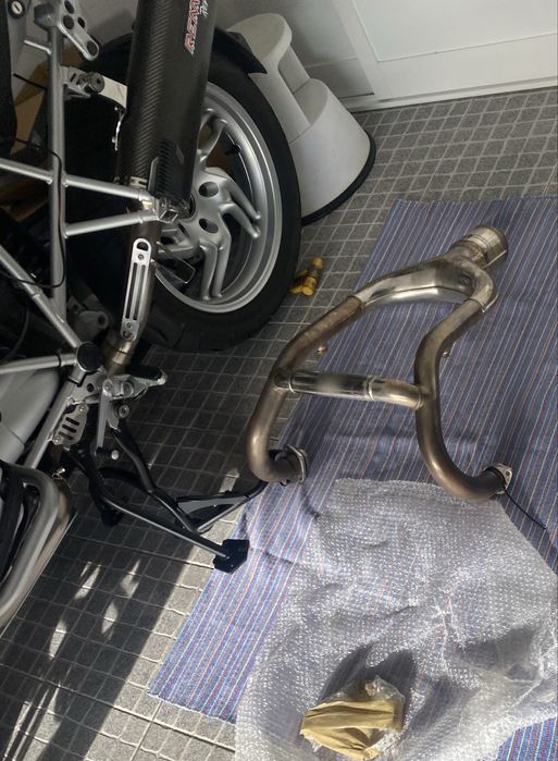 Linha Escape BMW R 1200 GS