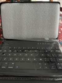 Capa e teclado tab8 polegadas novo!!