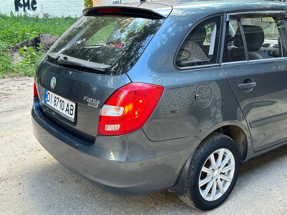 Продам Skoda Fabia 1.4 газ бенз