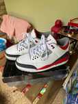 Jordan 3 Fire Red