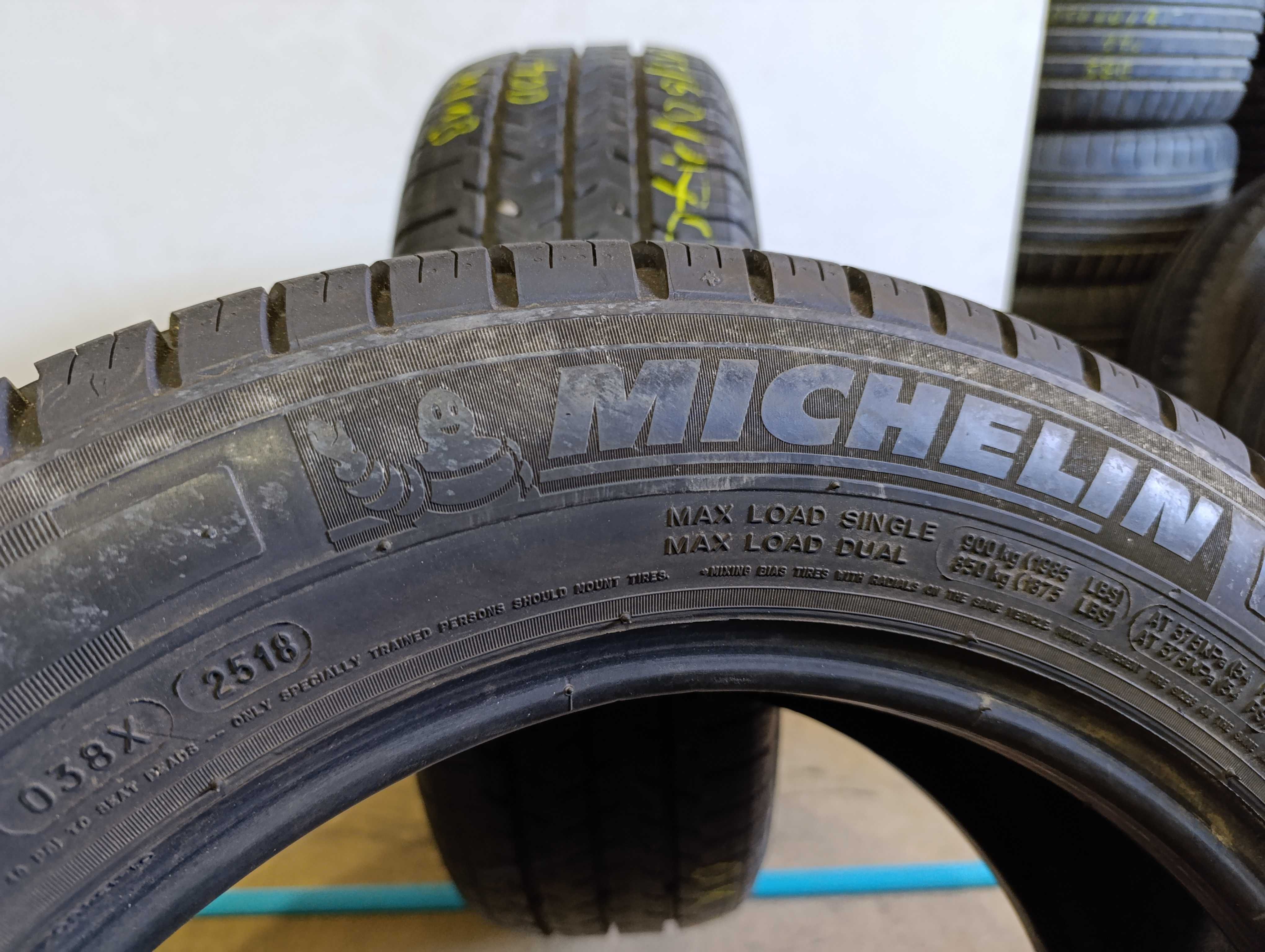 2x 215/60 R17C 104/102H Michelin Agilis 21/18r 7,5mm