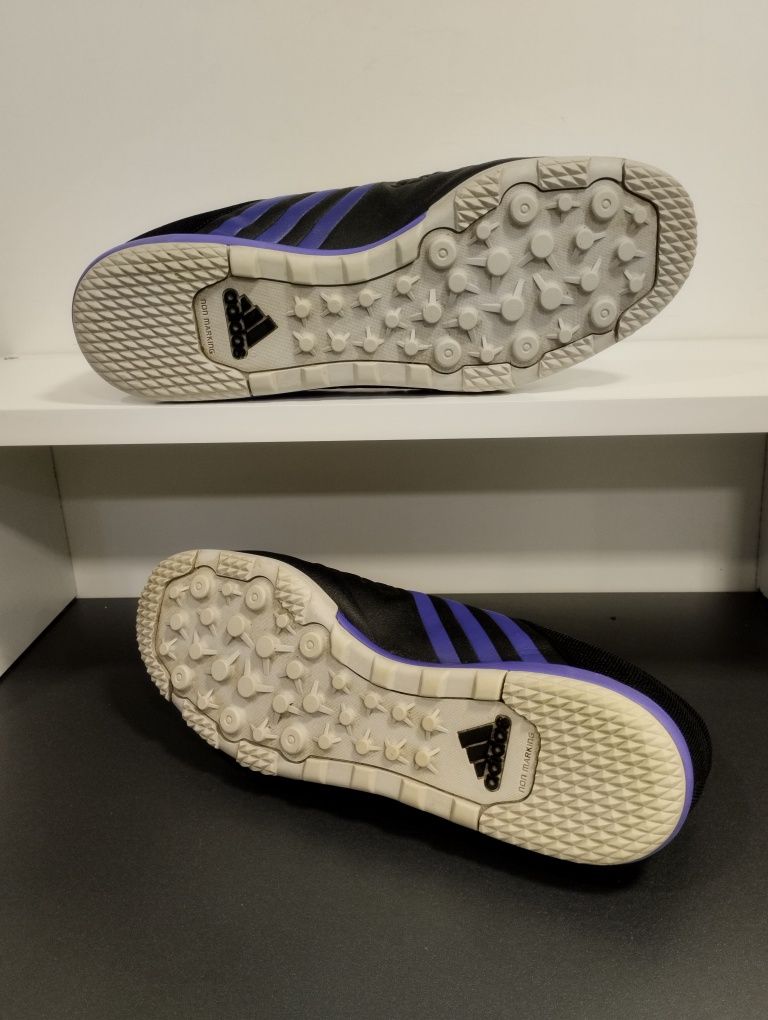 Кроссовки Adidas