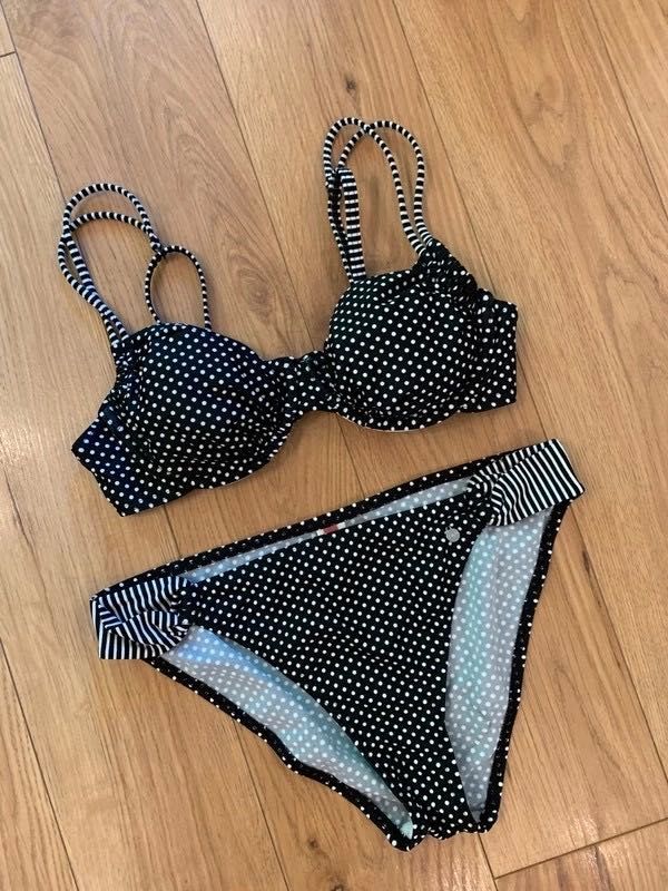 strój kąpielowy bikini na fiszbinach S.Oliver EUR 36/38 miseczka B