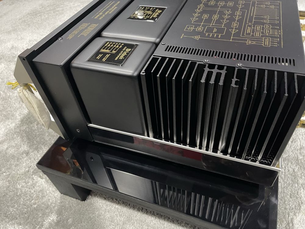 Mcintosh MA9000 wzmacniacz zintegrowany