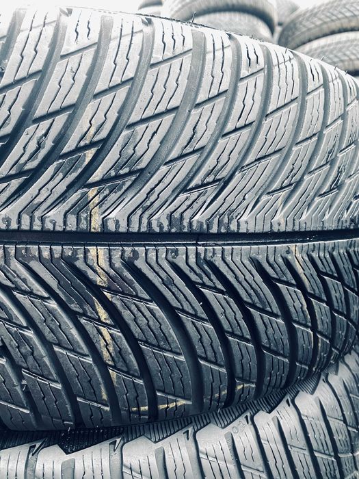 235 45 18 Michelin Pilot Alpin 5 85% Зима 2023 Гарантія