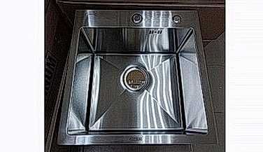 Кухонная мойка Platinum Handmade 50х50 корзина и дозатор в комплекте
