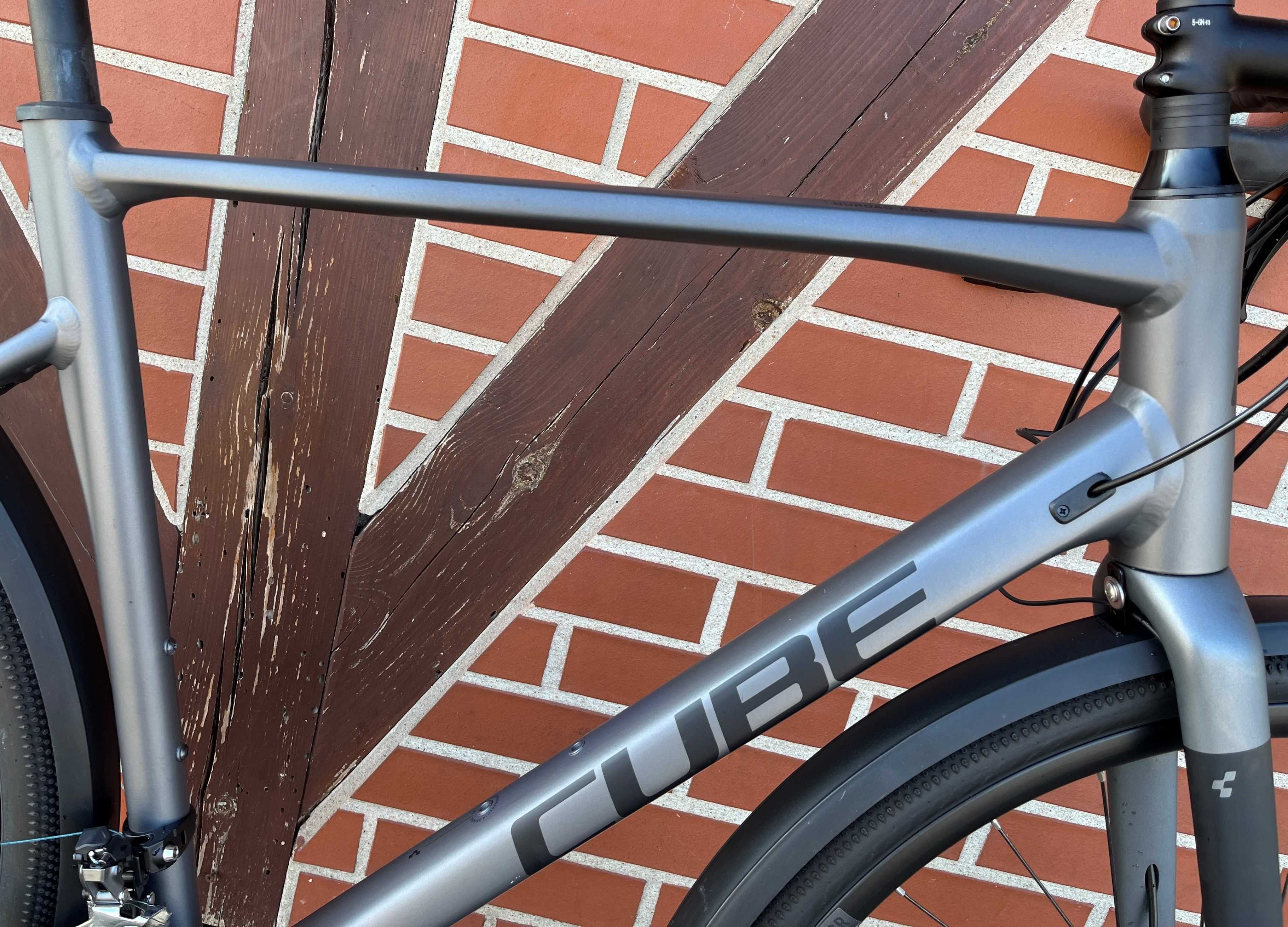 Gravel Cube Nuroad Race Shimano GRX 2x11