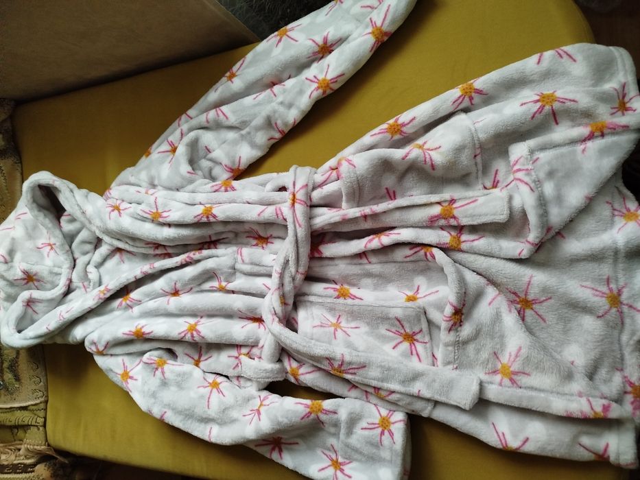 Халат травка гарна якість.