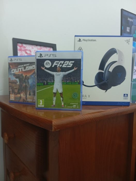 Vendo PS5 na caixa e com nota fiscal, novo!!