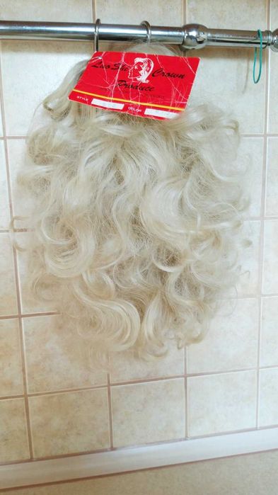 Шиньон, шиньон, шиньон.