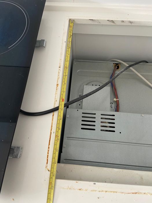 Placa de Vitrocerâmica CANDY CC 64 CH 59 cm - Preto