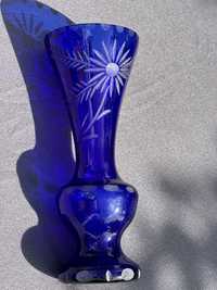 waza z kobaltowego kryształu z lat 60. XX wieku