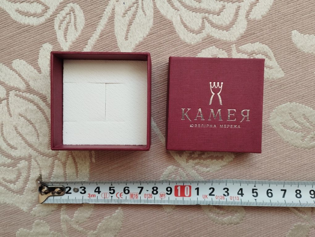 Подарункова коробочка для прикрас Камея