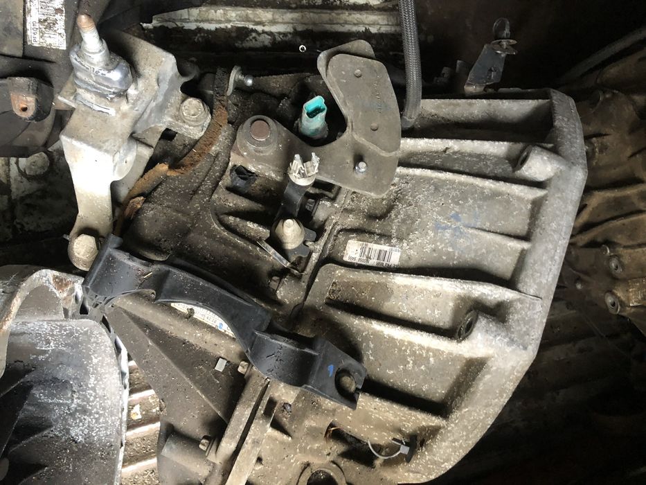 Коробка КПП 2,0  рено лагуна сценік еспейс renault laguna scenic