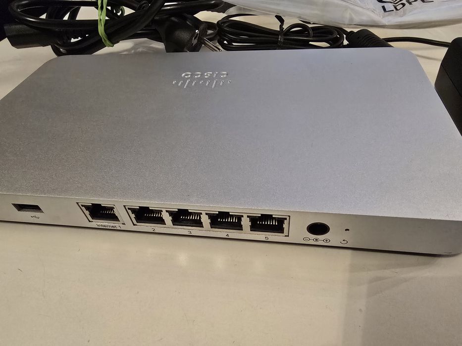 Router Cisco Meraki MX67 HW + kable + zasilacz