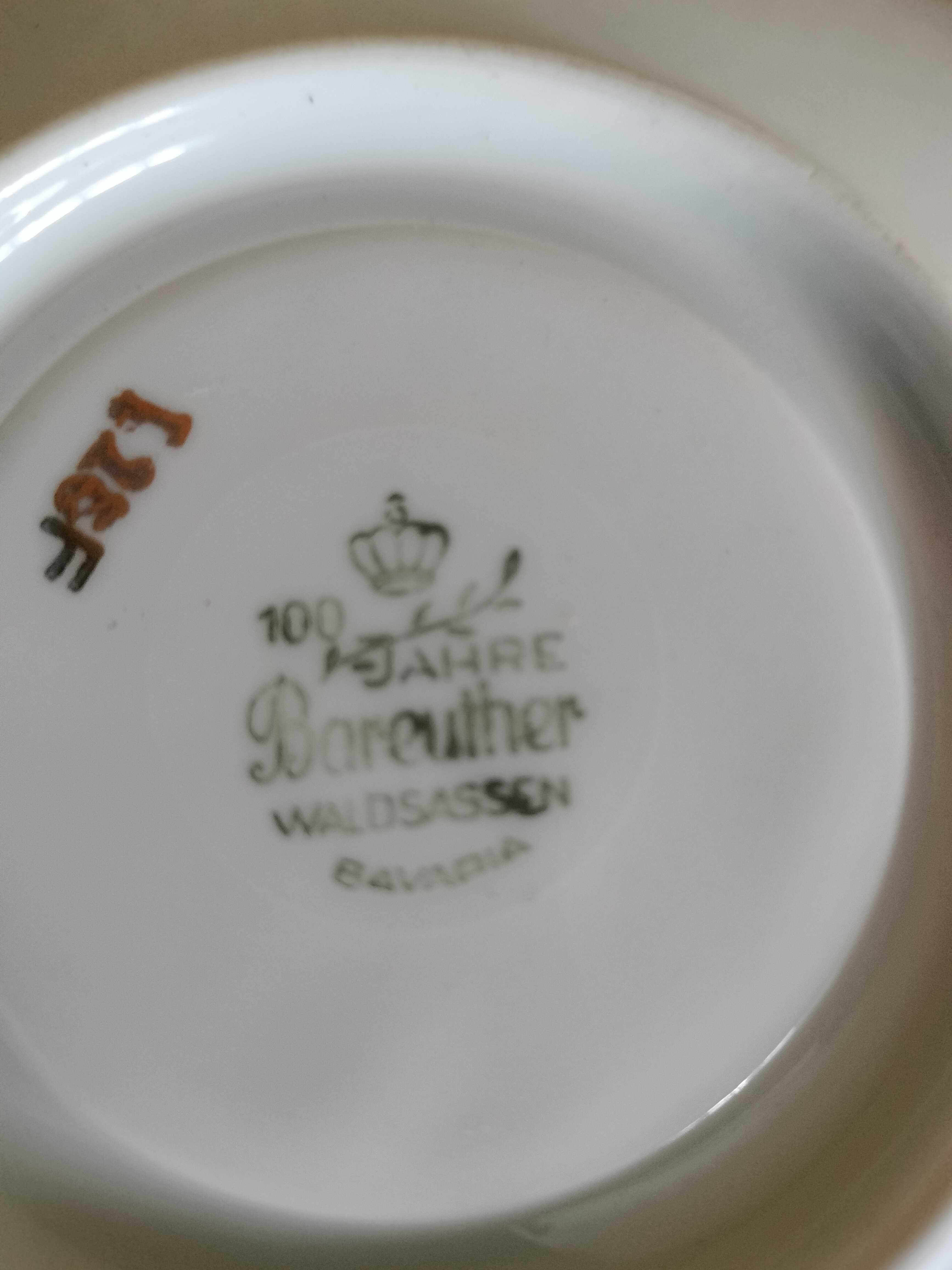 Bavaria porcelanowa filiżanka ze spodkiem element nr 47