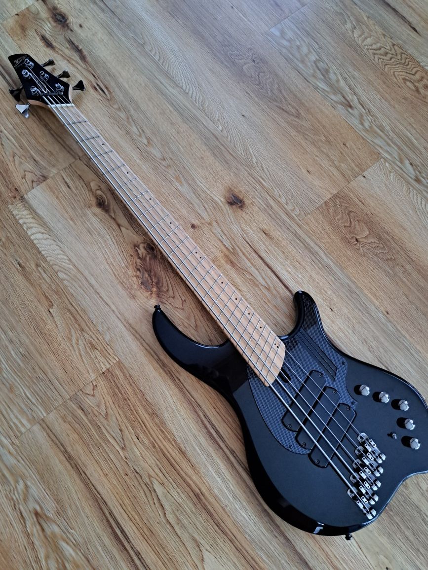 Dingwall NG3 Nolly Singature 5 | multiskala | fanned fret