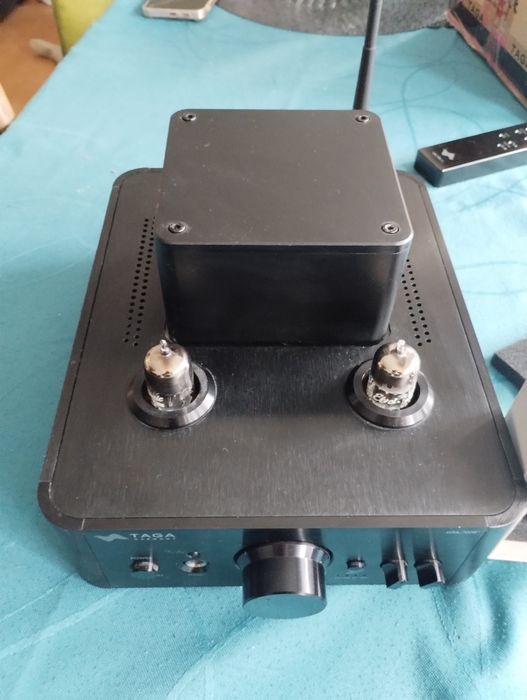 Taga harmony hta 700b v3