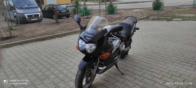 Suzuki gsx 600 f