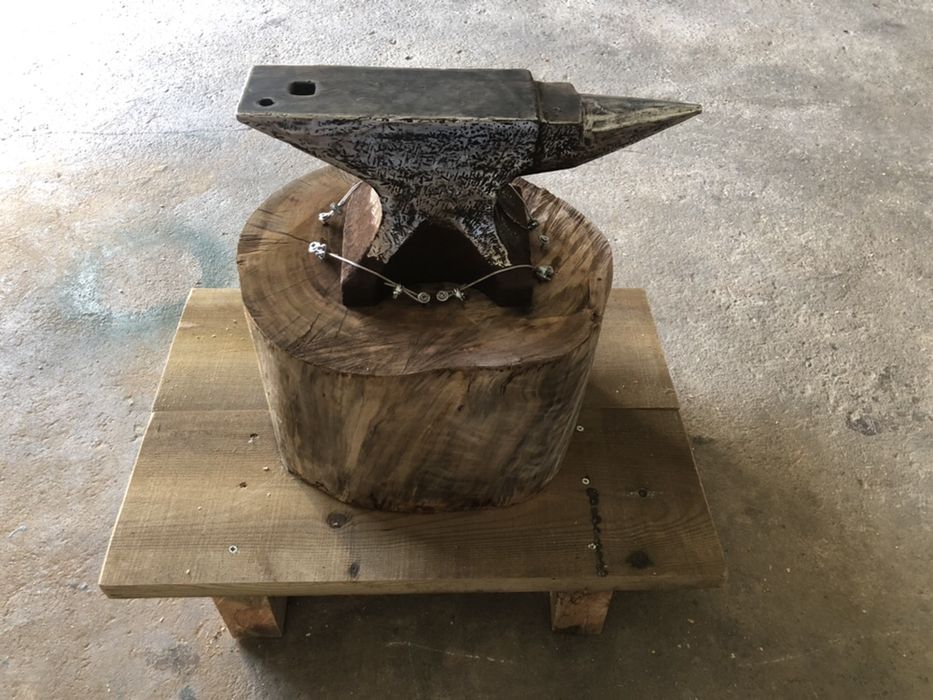 Bigorna 70kg, peça unica.