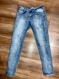 Spodnie jeans - damskie
