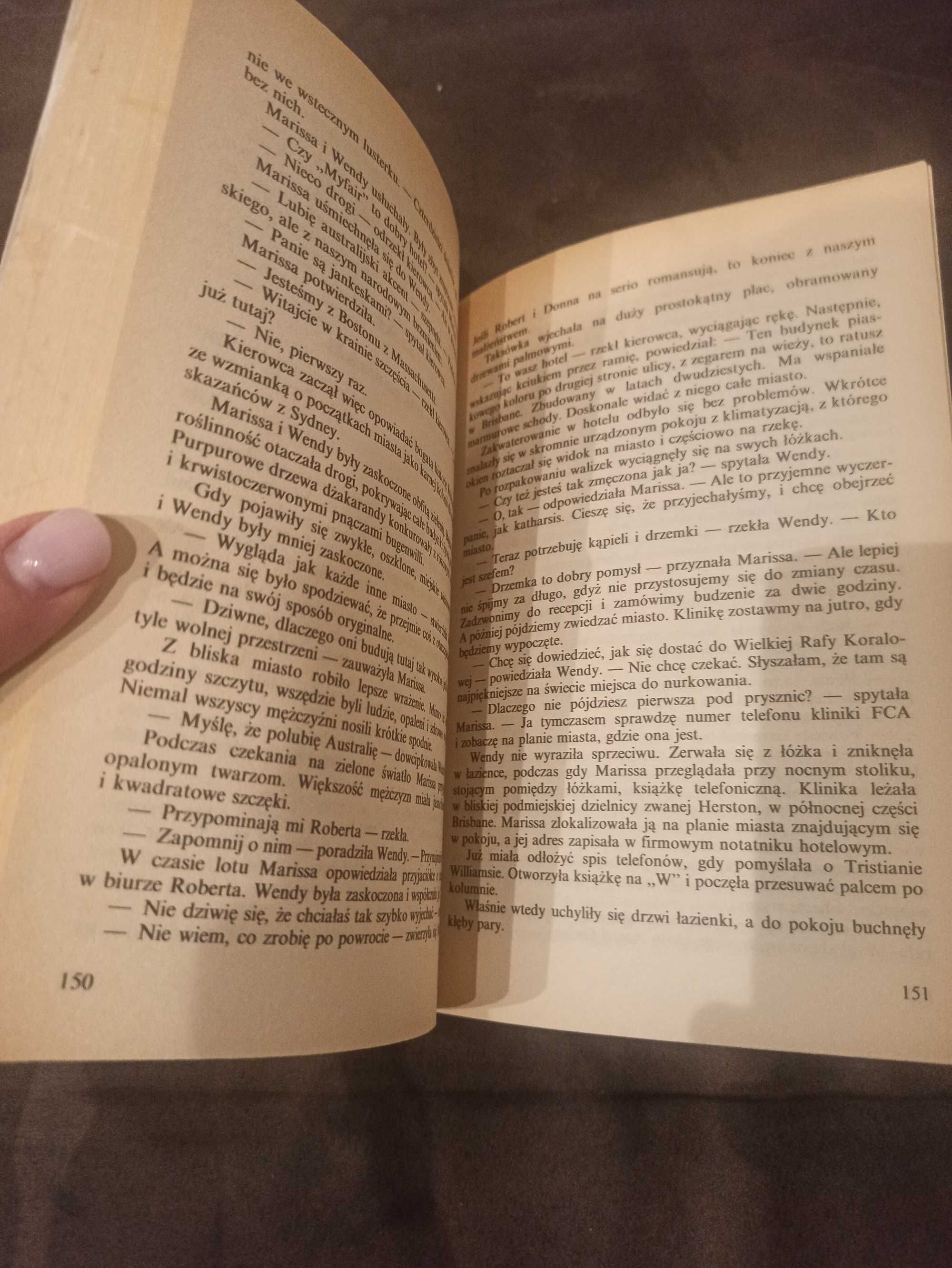 Książka Robin Cook "Oznaki życia"