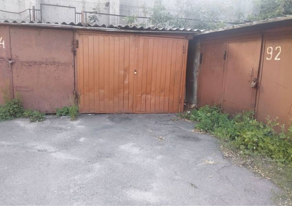 Кооператив Глибочицький  на вулиці Глибочицький 10