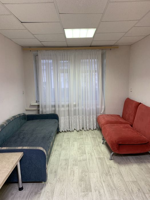 Здам 2-кімн.кв. по вул. Соборна, центр, район площі